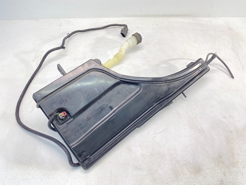 14-21 Maserati Quattroporte Ghibli Windshield Washer Fluid Tank Assembly OEM✅