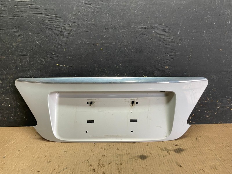 2007 2008 2009Lexus ES350 Rear Trunk Molding License Plate Panel Oem Z5634 DG
