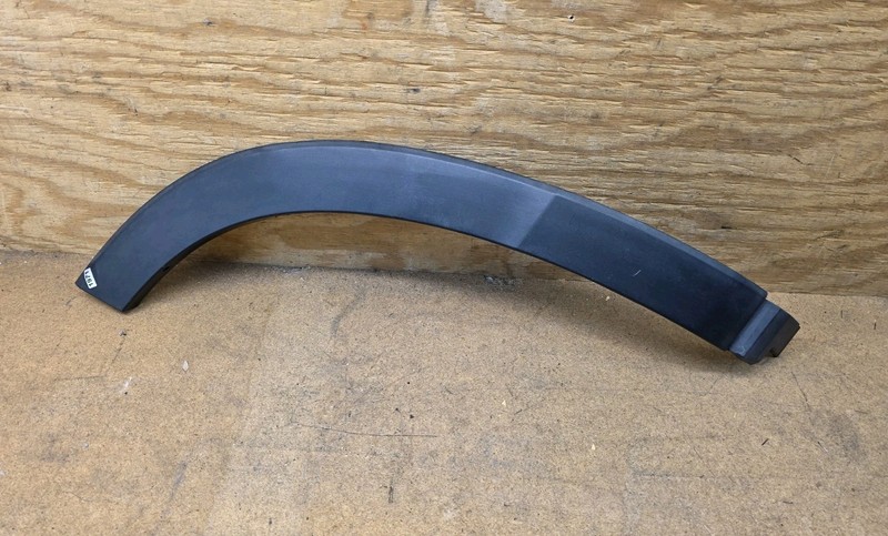 2014-2019 TOYOTA HIGHLANDER REAR RIGHT QUARTER WHEEL ARCH FLARE MOLDING OEM