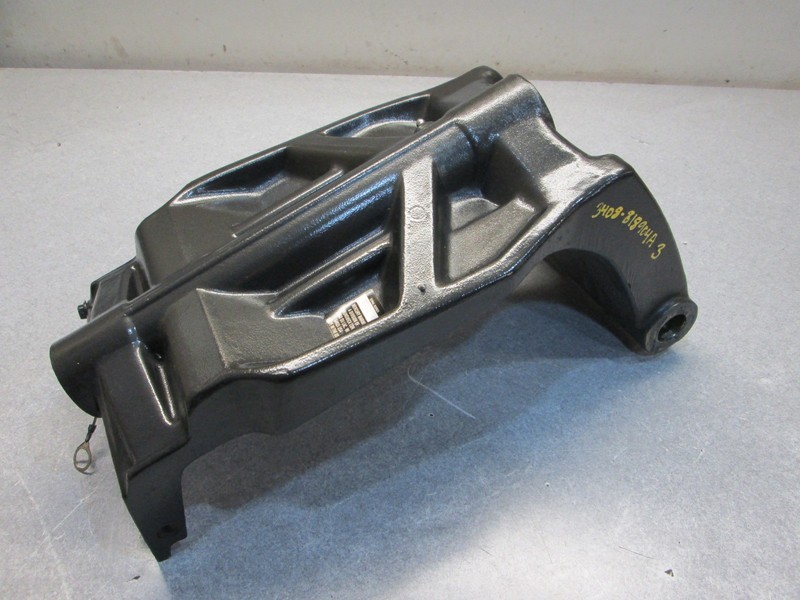 3408-818904A2 A4 Mercury Mariner Force Outboard 75-125 Hp Swivel Bracket 1994-99