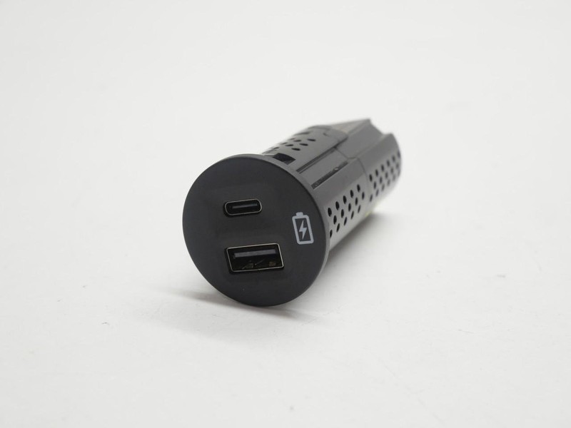 2021-2025 Ford Bronco Sport Center Console USB C Charger Power Outlet Port OEM