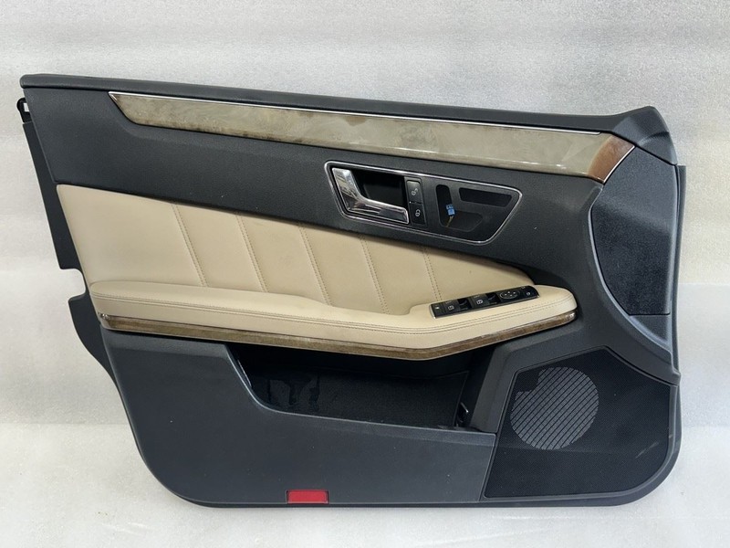 2010 2011 2012 2013 MERCEDES E350 W212 LEFT FRONT DOOR TRIM PANEL ALMOND 105