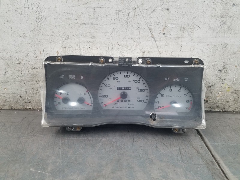 2003 03 04 Mercury Marauder Gauge Cluster #6869 H6