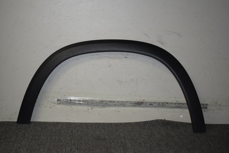 MERCEDES COVER BUMBPER AREA OEM