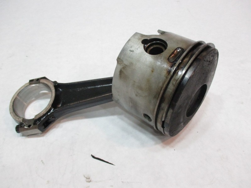 5000812 Evinrude Johnson 75-115 Hp Outboard Piston & Connecting Rod Port 01-06