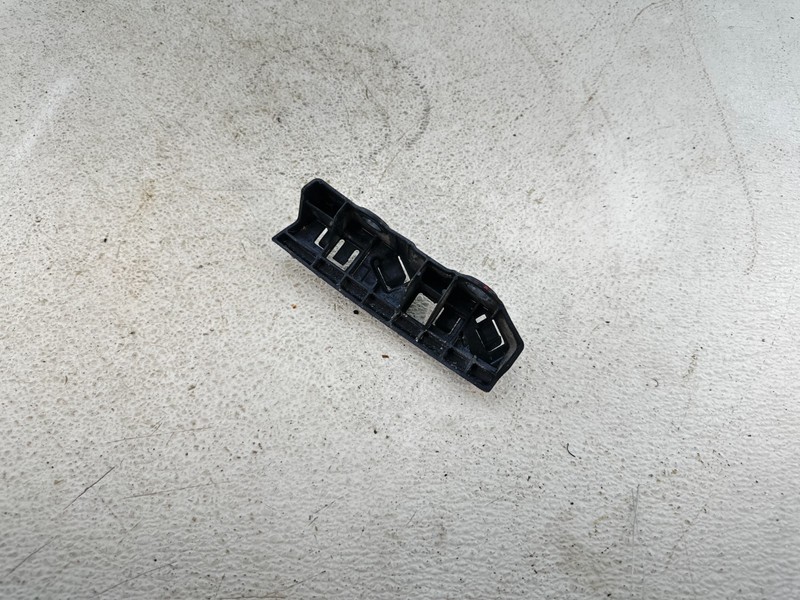 2015 - 2020 ACURA TLX REAR BUMPER LEFT SIDE UPPER RETAINER SUPPORT BRACKET OEM
