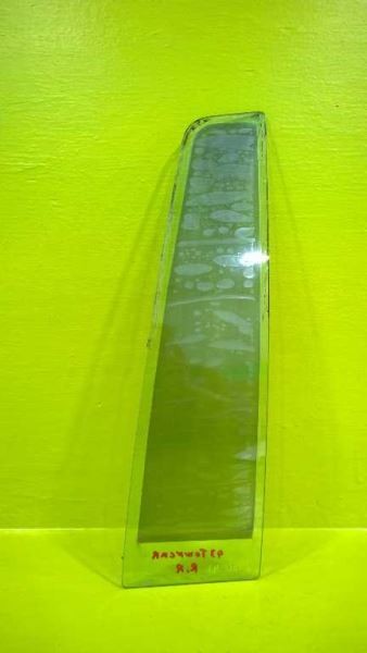 93 LINCOLN TOWN CAR PASSENGER RIGHT REAR VENT GLASS OEM 2960-41