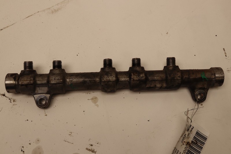 2011-2016 FORD F250 SD 6.7L DIESEL RIGHT PASSENGER SIDE INJECTOR FUEL RAIL OEM