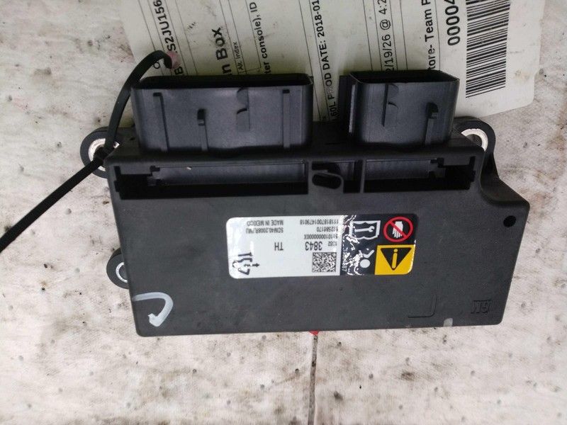 Used Air Bag Module fits: 2018 Cadillac Ct6 Air Bag below center console w/adapt