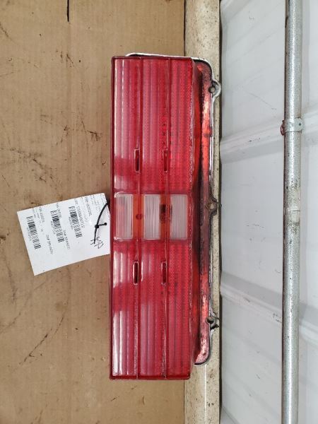 Driver Left Tail Light 2 Door Catalina Fits 75-76 PONTIAC 287504