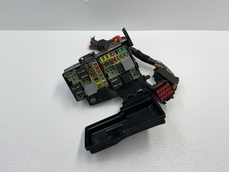 15 16 17 Jaguar F Type X152 Engine Bay Junction Fuse Relay Box Block 1447 OEM