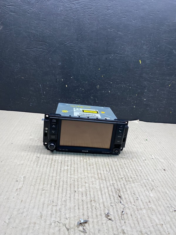 2013 2015 Jeep Dodge Chrysler Screen Display CD Player Satellite Radio o3465 DG