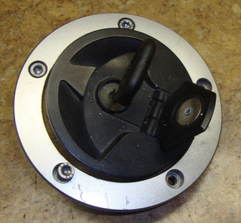 2007 Kawasaki Ninja EX650 EX 650 A EX650A Fuel Gas Tank Cap Lock Lid Key Petrol