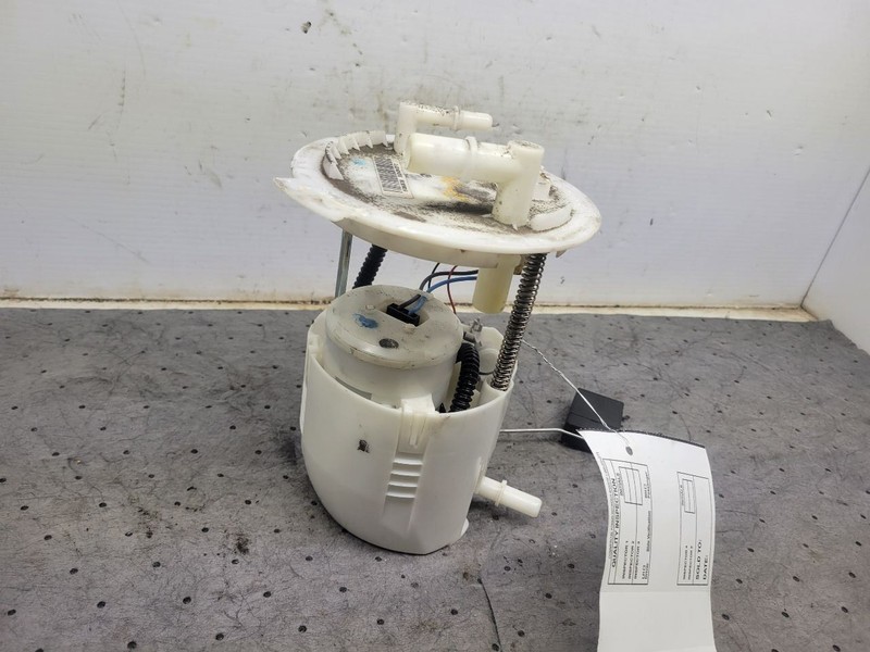 Fuel Pump Assembly AWD Fits 11-15 MKX 1706887