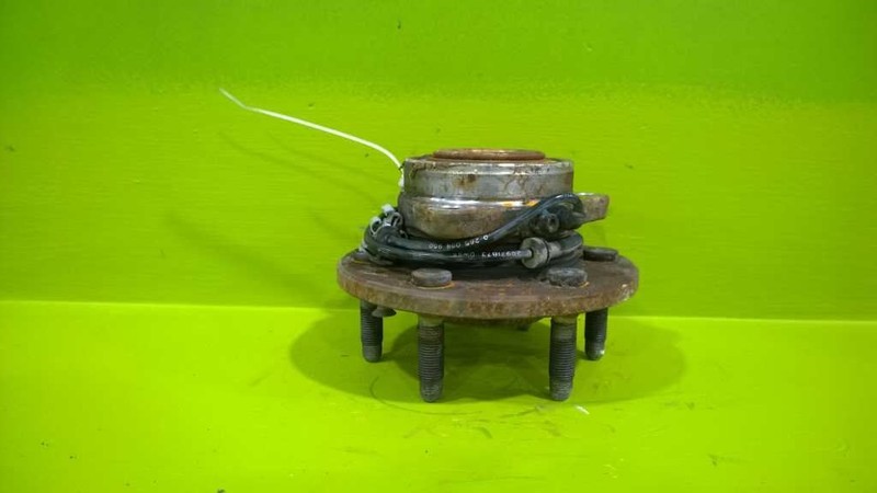 14 15 16 17 18 19 GMC SIERRA 4X4 FRONT WHEEL HUB OEM 3189-242