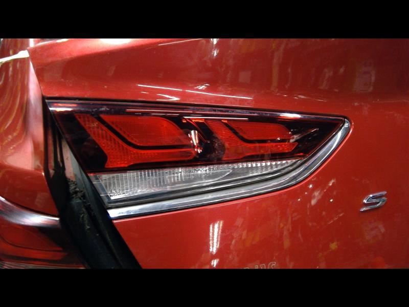 Driver Tail Light US Built Decklid Mounted Fits 18-19 SONATA 1308386