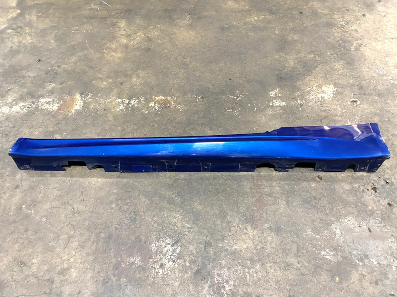 08-13 BMW M3 E92 COUPE FRONT LEFT SIDE SKIRT ROCKER PANEL LEMANS BLUE OEM #A0.58