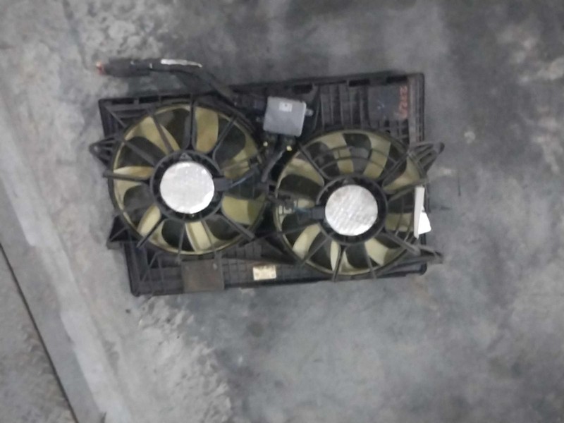 2014 Jeep Cherokee Engine Cooling Fan Motor OEM 3.2L 158K Miles Grey