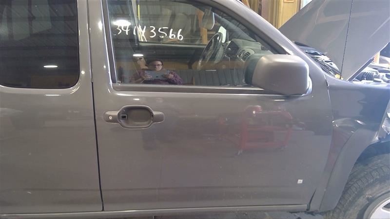 Passenger Right Front Door Crew Cab Electric Fits 04-12 CANYON 3240103