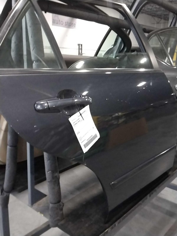 2005 Honda Accord Blue Rear Right Door 148K Miles OEM Part 208319