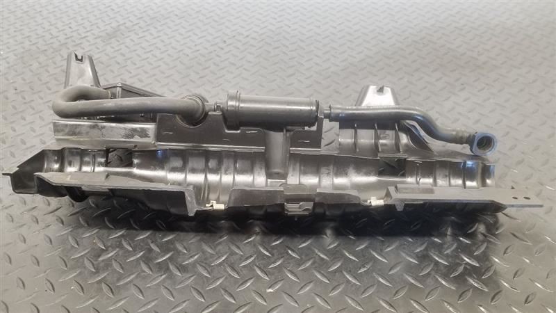 05-07 Ford Freestyle Fuel Vapor Canister Tray & Purge Solenoid OEM 6F9Z-9F945-AA