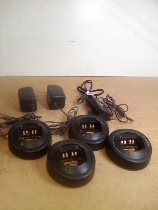 Lot Of 4 Motorola HTN9000B Charger Base W/3 Power Supplies