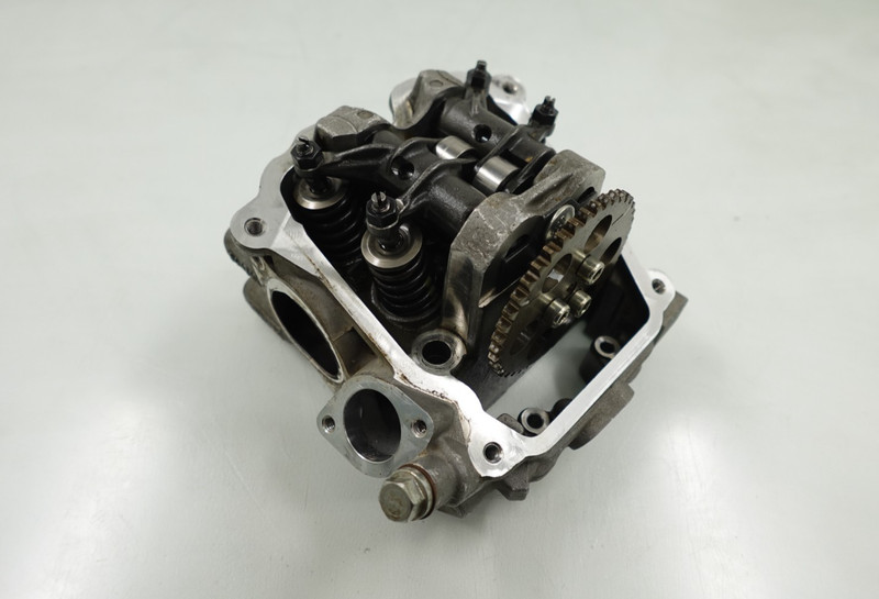 GOOD 2025 Can-Am Defender HD10 OEM Front Cylinder Head w/ Cam & Valves 420413106