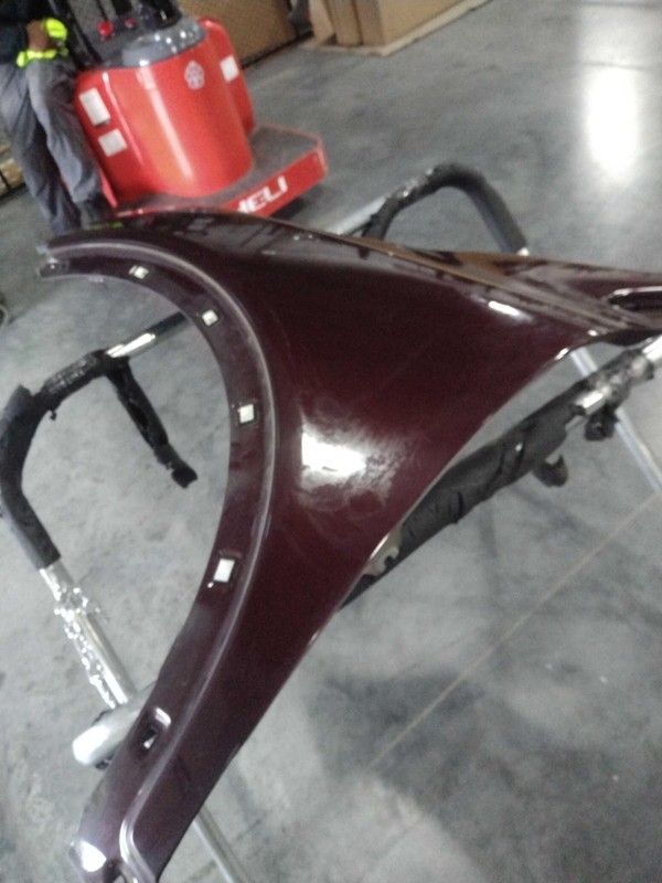 2017 KIA Sorento Left Fender Maroon - Good Condition, OEM Part #89585