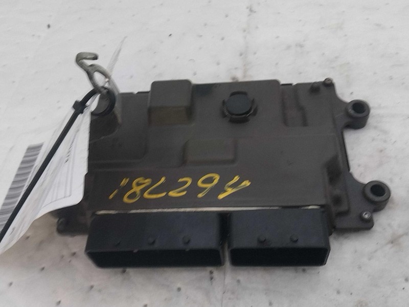 2018 Subaru XV Crosstrek Engine Control Module ECM 2.0L Black OEM Used