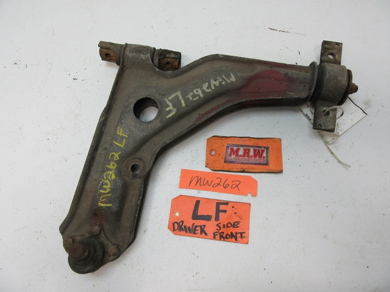 CONTROL ARM FRONT LOWER DRIVER SIDE LEFT L LH LF DRIVER CAR for 88-98 SAAB 9000