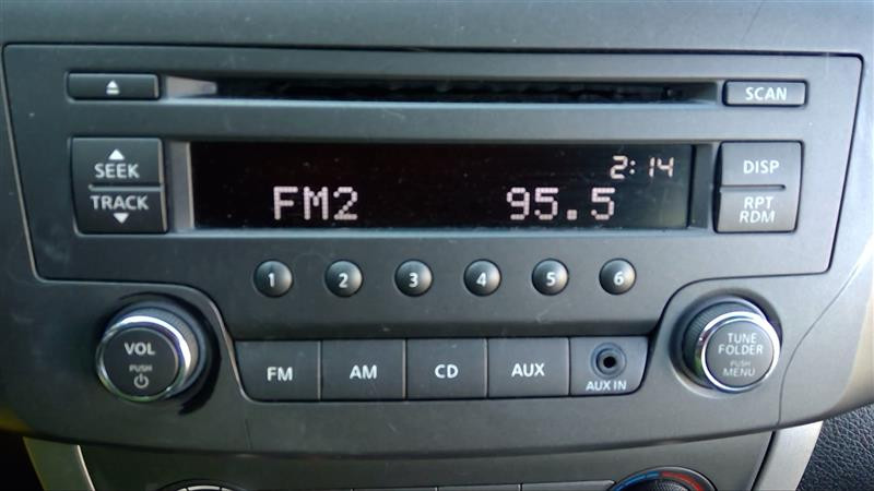 2013-2014 Nissan Sentra NON-NAV Radio Stereo Disc Player 2 DIN 28185 3RA2A Oem
