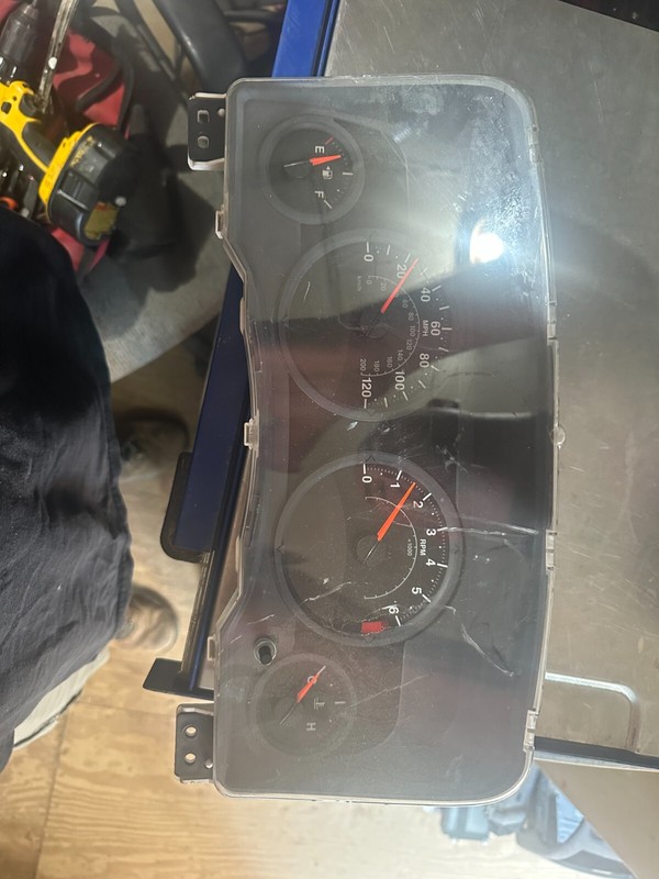 07 JEEP COMPASS PATRIOT OEM INSTRUMENT SPEEDOMETER GAUGE CLUSTER 170,000 MILES