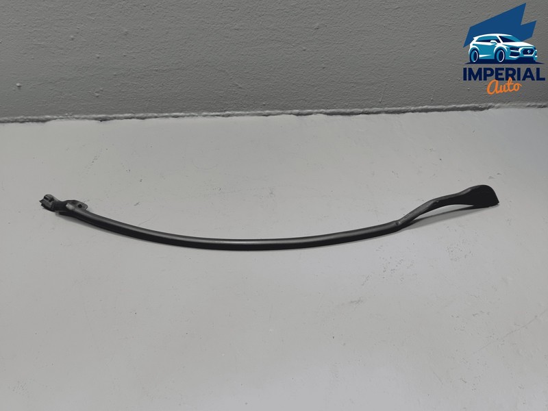 2017 - 2019 AUDI Q7 REAR LEFT DRIVER SIDE DOOR FORWARD WEATHERSTRIP SEAL OEM