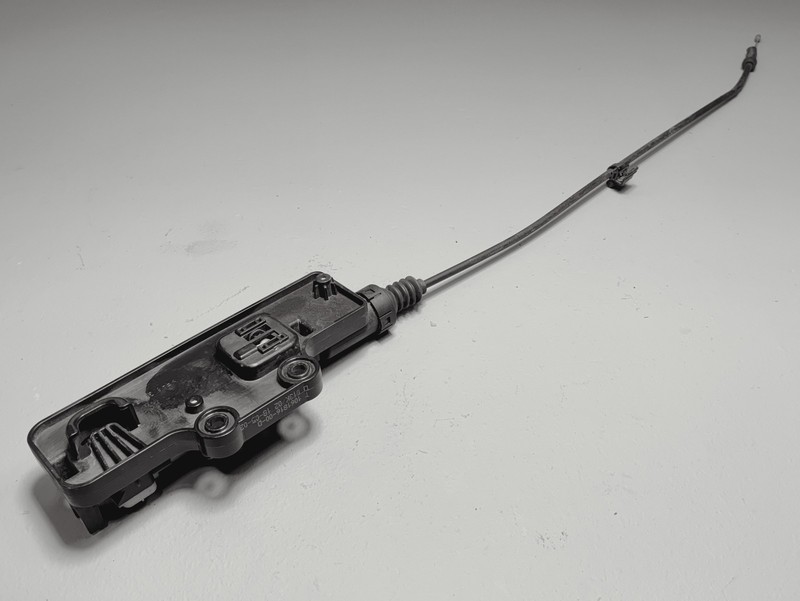 2016-20 Tesla Model S Hood Bonnet Frunk Left Driver Side Lock Latch Actuator OEM
