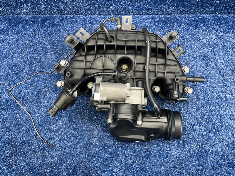 2016–2019 Buick Cascada 1.6L Turbo Intake Manifold with Throttle Body OEM 555693
