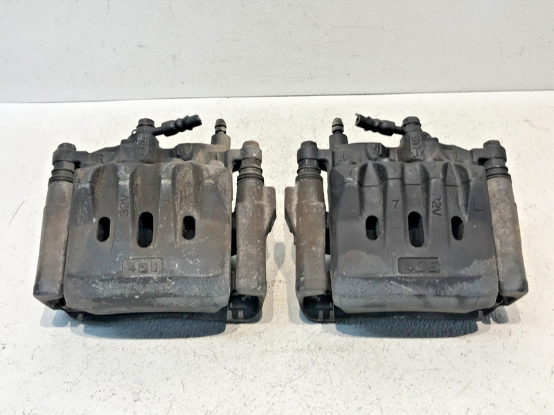 2002-2010 Lexus SC430 Front Left Driver Passenger Right Brake Calipers Pair OEM