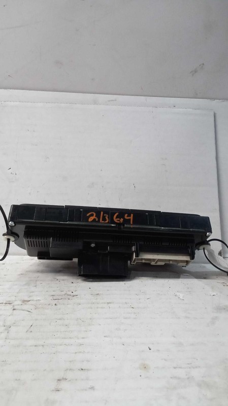 Used A/C Selector Switch fits: 2014 Volkswagen Golf gti Htbk single zone climati