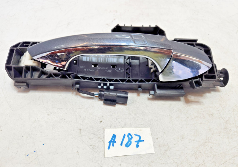 ✅ 2012-2019 OEM Mercedes W166 ML350 Front Right Passenger Door Exterior Handle