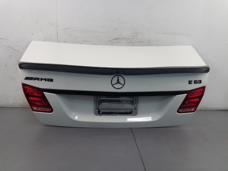 2011 Mercedes Benz AMG E 63 Trunk Lid / Carbon Spoiler #8509 H5