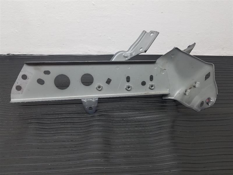 18-23 Mazda CX-5 Right Passenger Fender Stay Bracket OEM KBZW-52-1R0A
