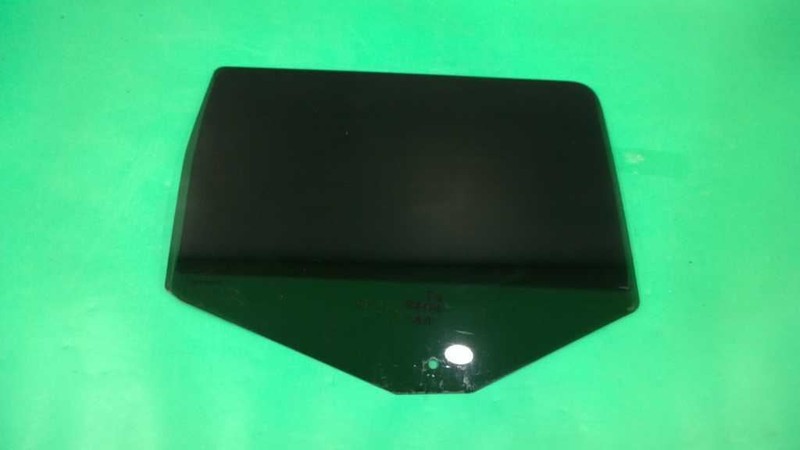 07 08 09 10 11 NITRO PASSENGER RIGHT REAR WINDOW DOOR GLASS OEM 3272-30