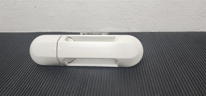 03-05 Lincoln Aviator Front Right Passenger Door Handle White OEM 6L2Z7822404AA