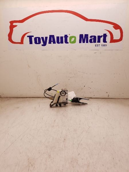 2010 TOYOTA PRIUS DRIVER SIDE REAR DOOR LOCK ACTUATOR ASSEMBLY