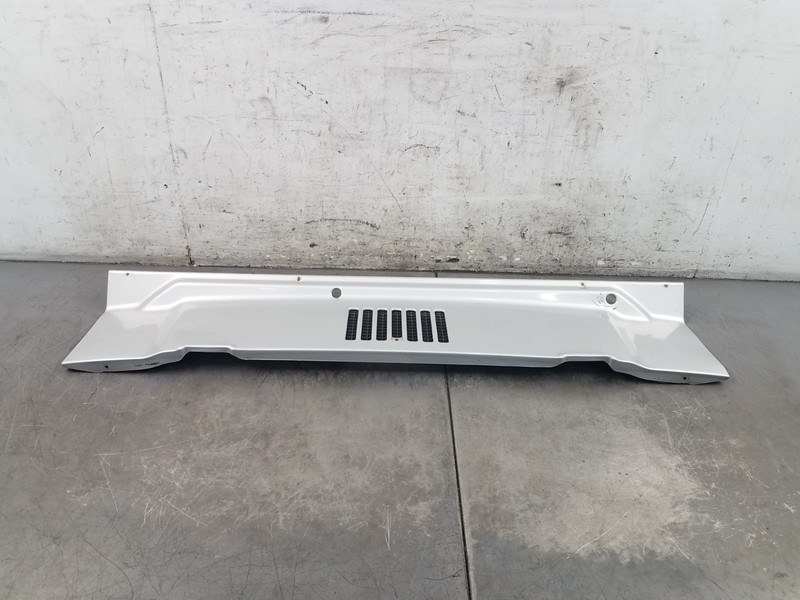 2005 Jeep Wrangler TJ Rubicon 4x4 Hood Cowl Vent Panel #5144 H4