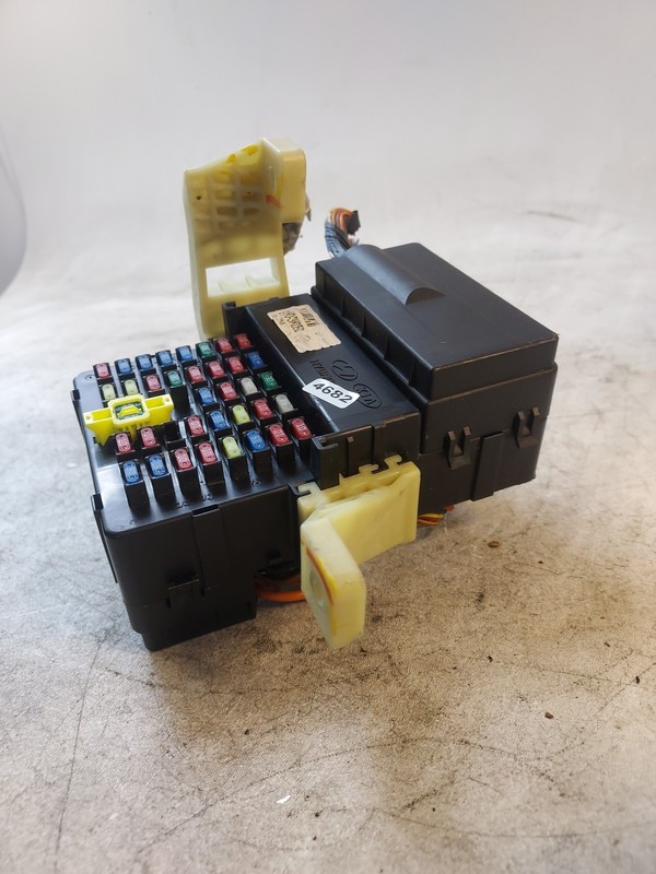 2007 Hyundai Sonata Interior Fuse Box OEM