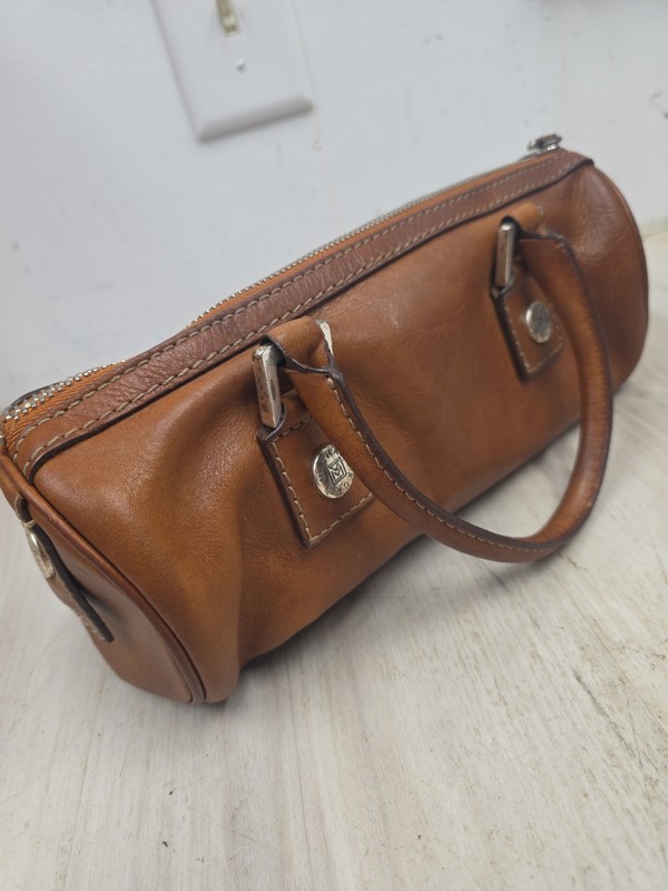 Vintage MICHAEL KORSBrown Leather Barrel Handbag Y2K