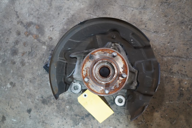 2013-2020 FORD FUSION LEFT DRIVER FRONT SPINDLE KNUCKLE OEMDG9Z-3K186-B