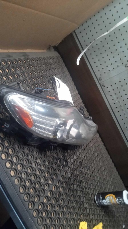 2011 Nissan Murano Right Headlight Assembly Black Cloudy 120K Miles OEM