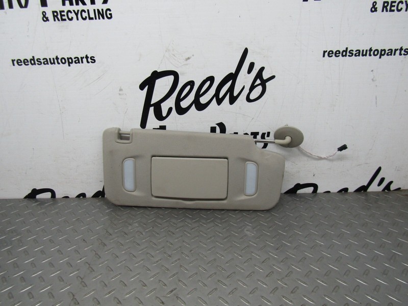 2017-2022 Chevy ColoradoRight Front Illuminated Sun Visor Tan OEM