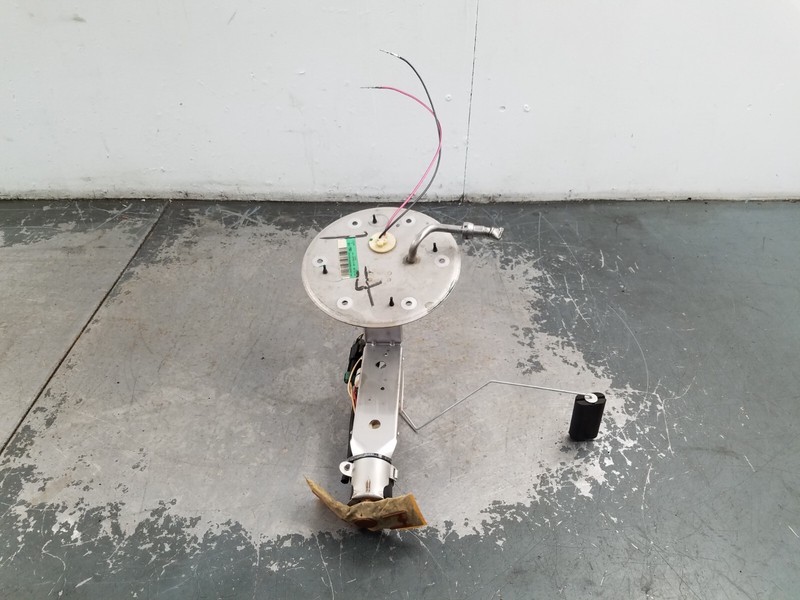 2007 Grand Marquis / Crown Vic Victoria Fuel Pump / Sending Unit #9684 H5